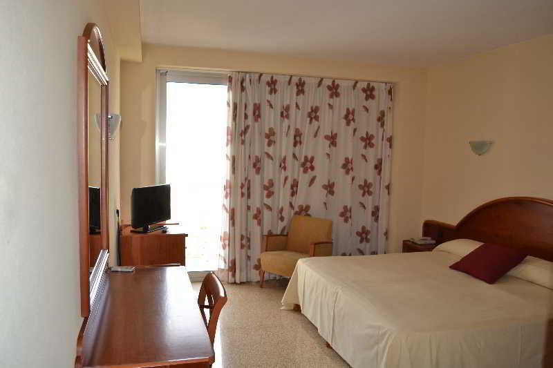 Hotel Marfil Сан-Антонио-Абад Экстерьер фото